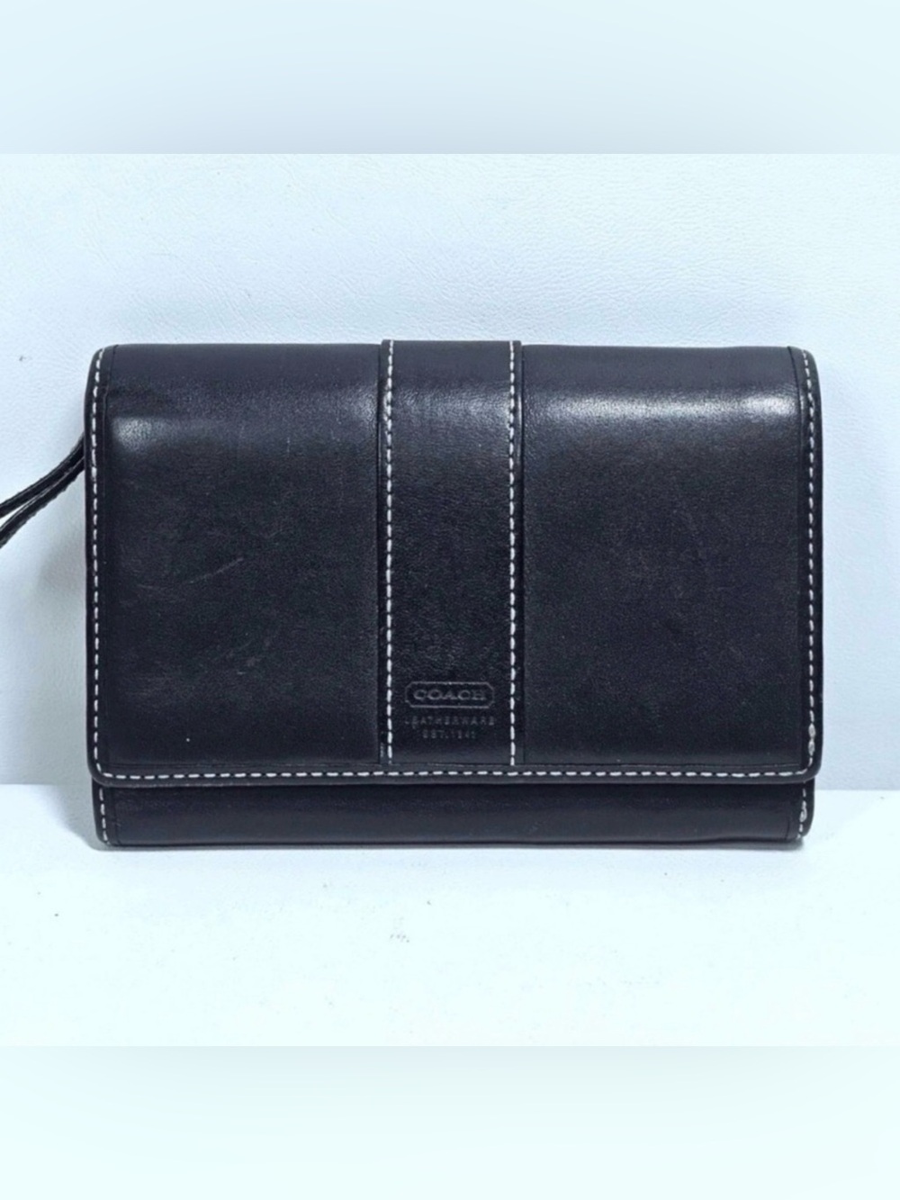 Coach Black Leather Men's Wallet with White Contrast Stitching